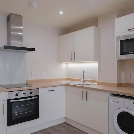 Charming 1-Bedroom Apartment In Leeds City Centre Perfect For Couples Or Solo Travelers Ngoại thất bức ảnh